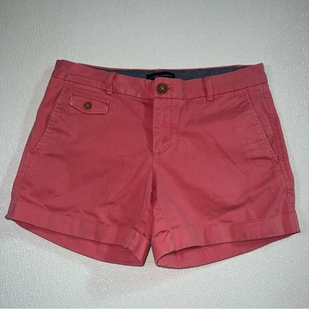 Banana Republic Women's Coral Cuffed Chino Shorts Size 4
